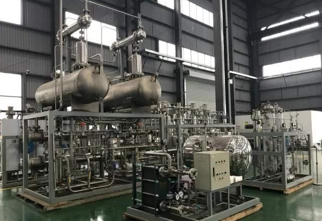 Polymer film electrolyzer technology in hydrogen pr